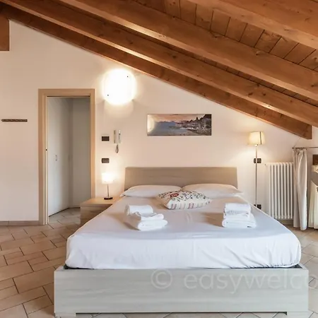 Easy Welcome La Filanda - Canapa Μπελάτζιο